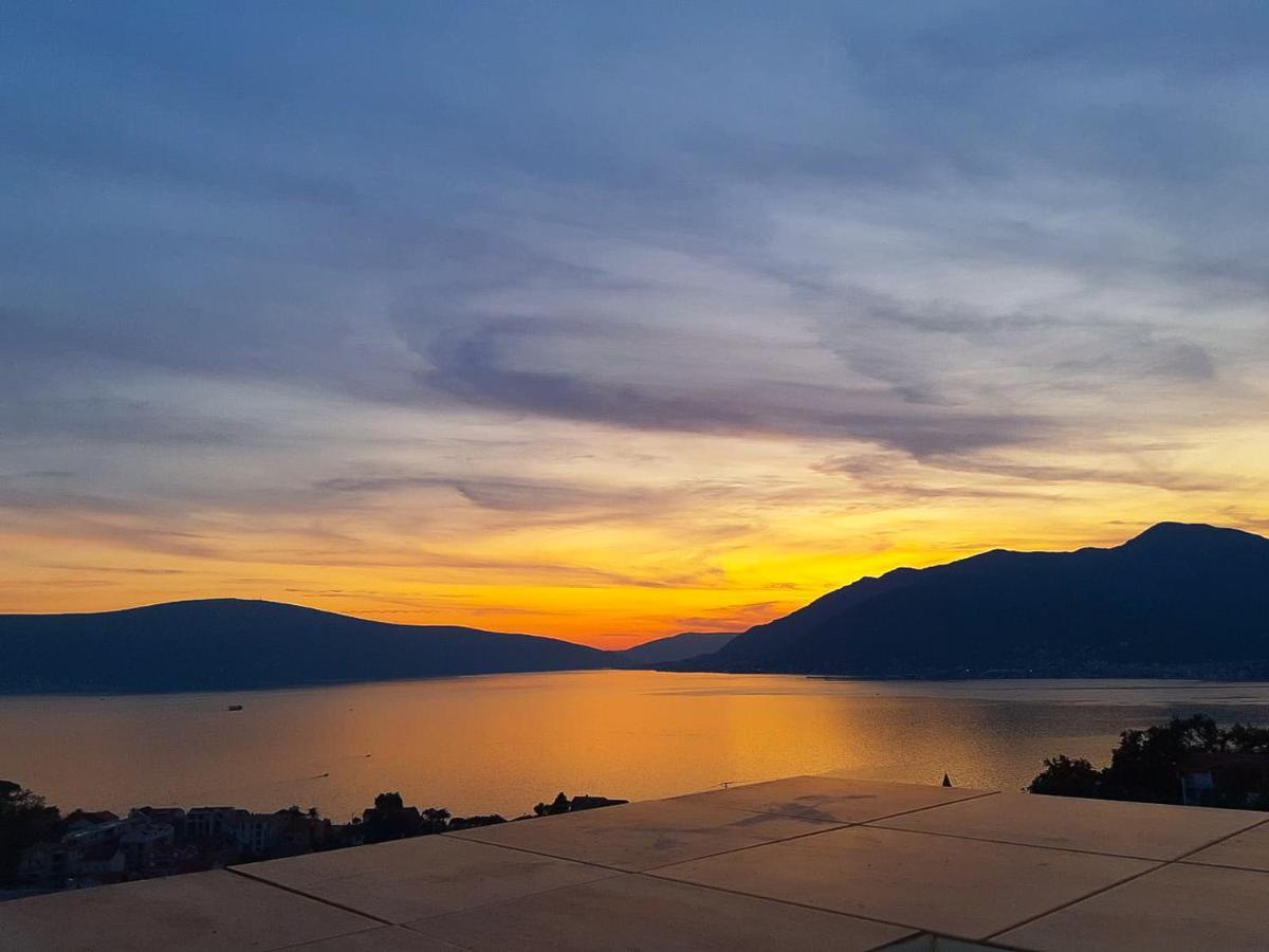 Adriabay Studio Tivat Exterior foto