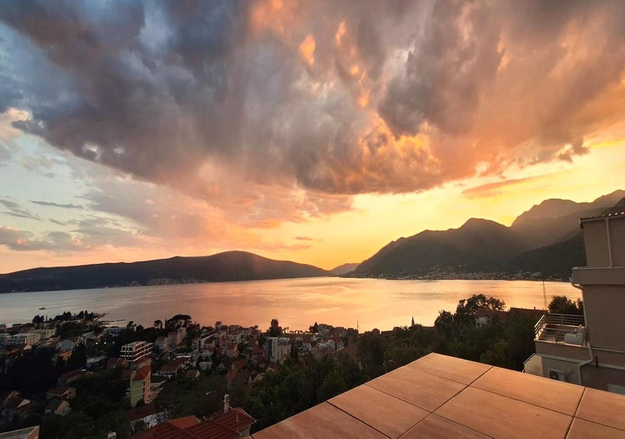 Adriabay Studio Tivat Exterior foto