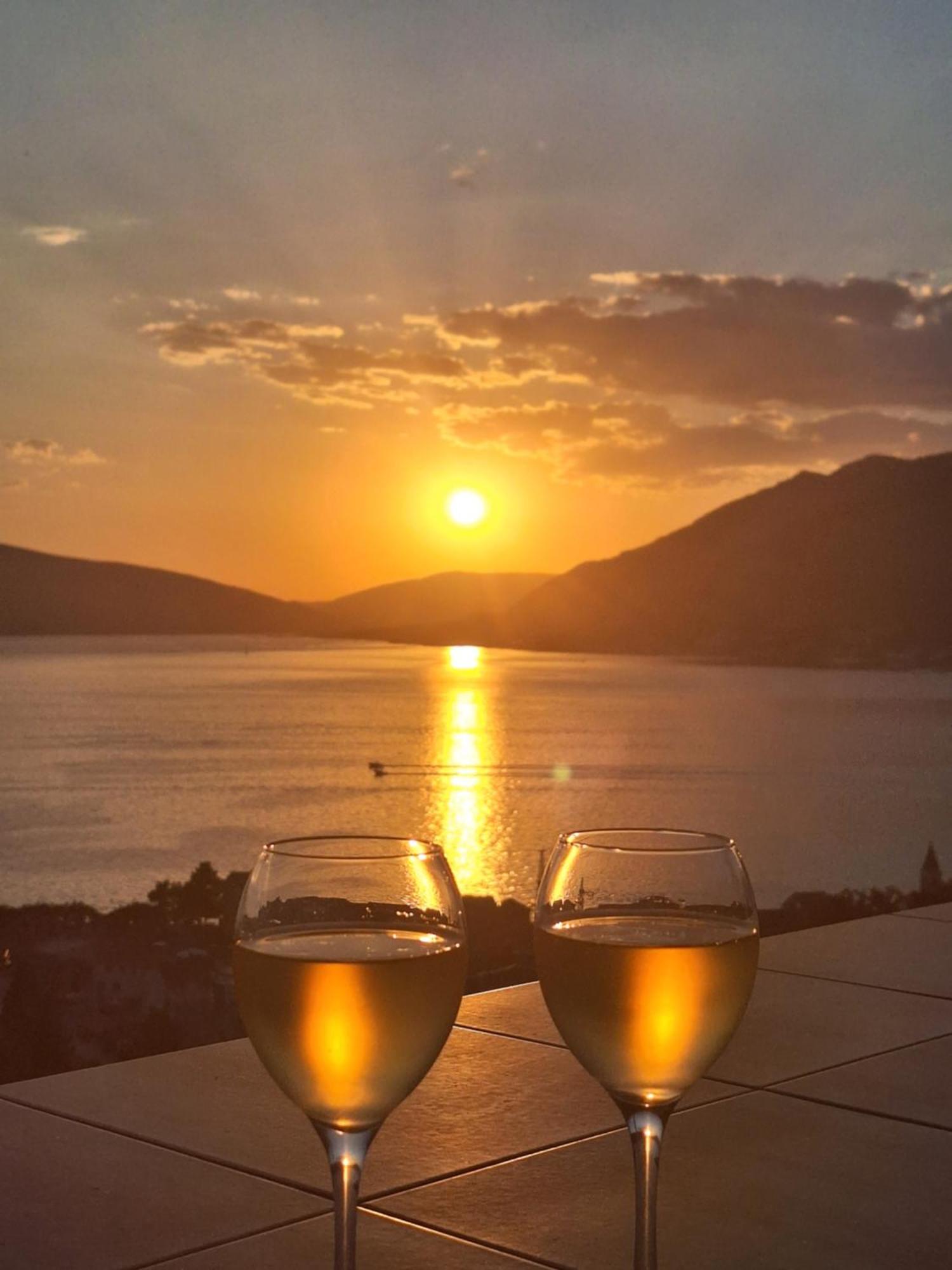 Adriabay Studio Tivat Exterior foto